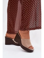 Dámské pantofle na platformě model 21919258 - Boto