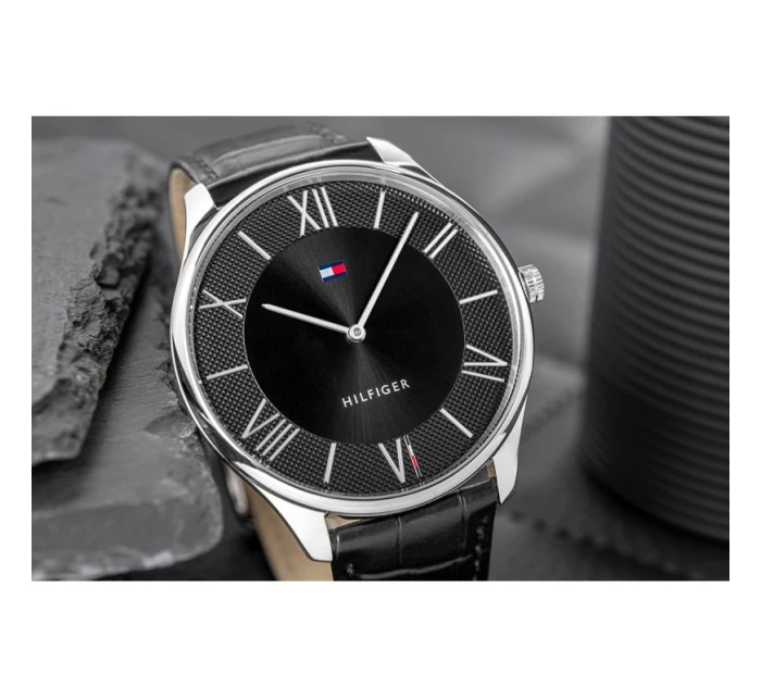 Pánské hodinky Tommy Hilfiger Becker 1710516 + BOX Pánské hodinky Tommy Hilfiger Becker 1710516 + BOX