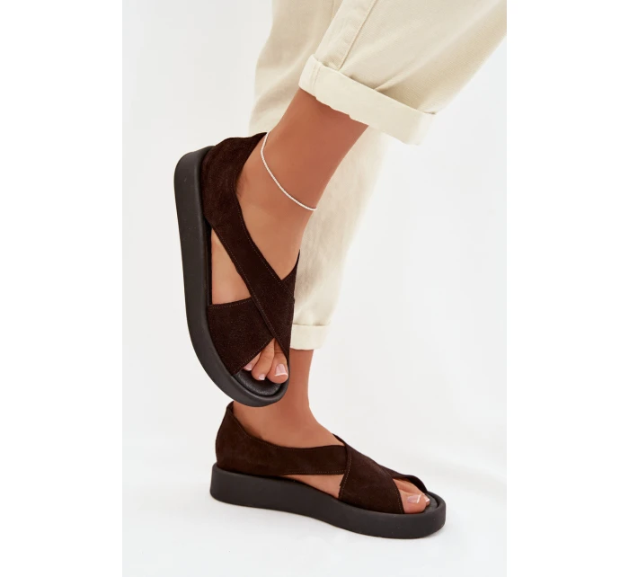 Dámské sandály model 22027710 z přírodního semiše Čokoládové - Zazoo