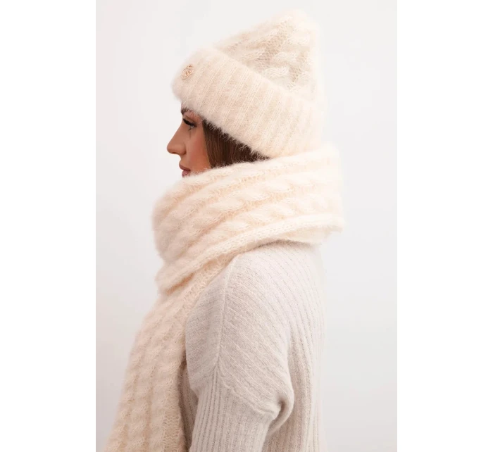 Dámská souprava čepice a šály s pruhy s ozdobou ecru