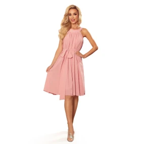 ALIZEE - dámské šifonové šaty v pudrově růžové barvě s vázáním 350-2 ALIZEE - dámské šifonové šaty v pudrově růžové barvě s vázáním 350-2