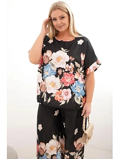 Dámský komplet Plus Size s halenkou a kalhotami s květinovým vzorem a širokými nohavicemi černý