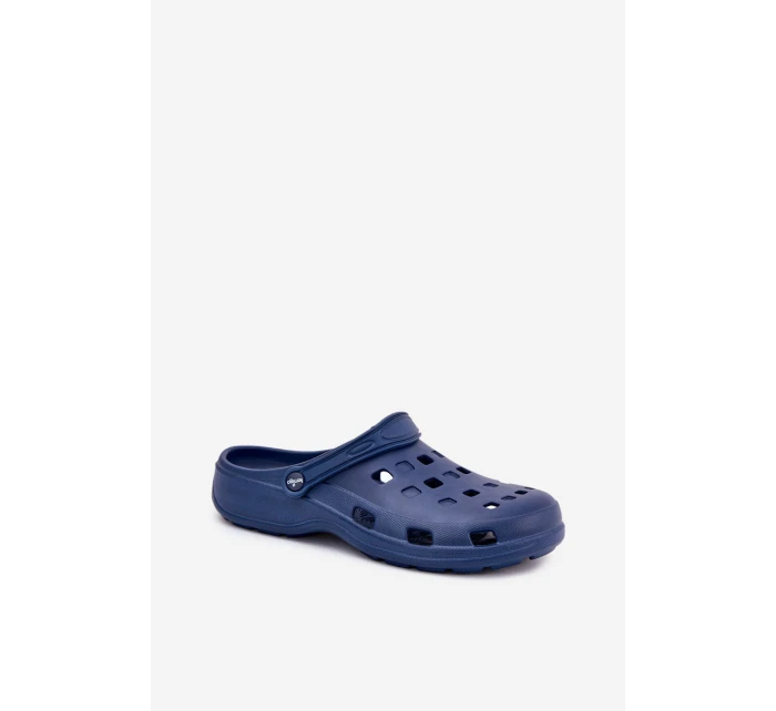 Pánské Pěnové Pantofle model 21703063 - Boto Pánské Pěnové Pantofle model 21703063 - Boto