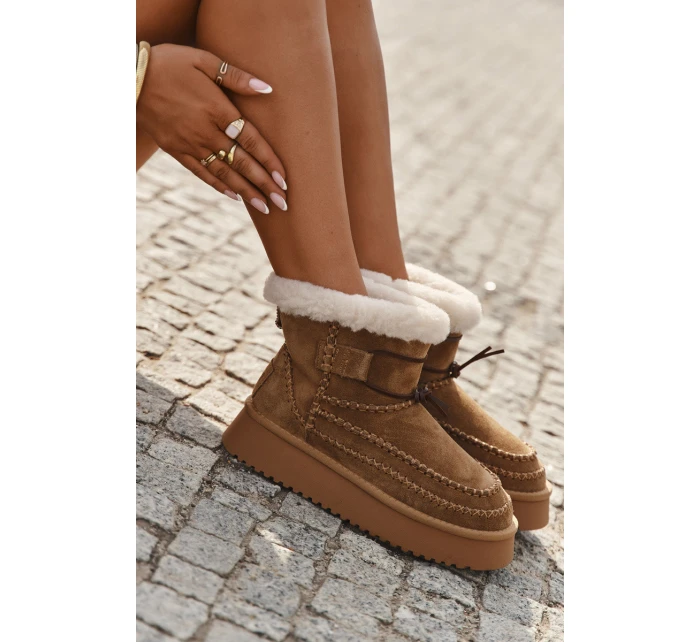 Semišové dámské zimní boty s ozdobnými prošitími Big Star SS274373 Camel Semišové dámské zimní boty s ozdobnými prošitími Big Star SS274373 Camel