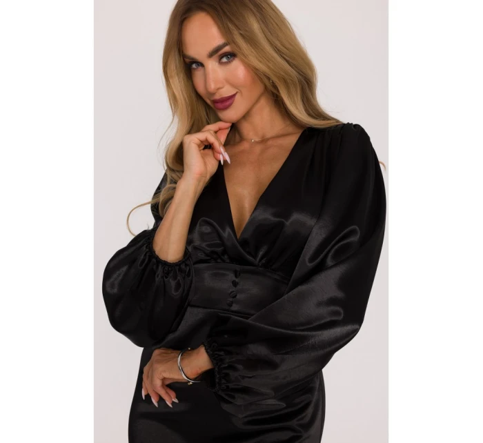 Saténové mini šaty s rukávy černé model 21479302 - Moe