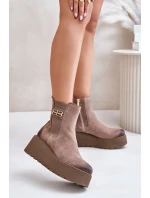 Boty na klínovém podpatku model 201181 Step in style Boty na klínovém podpatku model 201181 Step in style