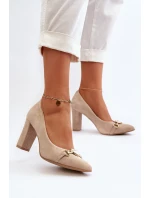 model 21652560 Velurové lodičky na podpatku se srdcem cappuccino - Zazoo model 21652560 Velurové lodičky na podpatku se srdcem cappuccino - Zazoo