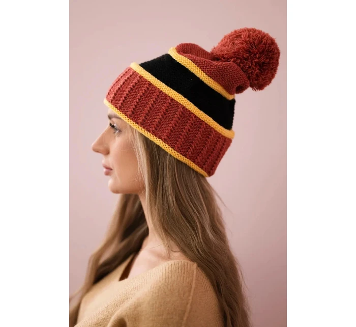 Dámská čepice Kinga K297 červená+hořčicová+černá Dámská čepice Kinga K297 červená+hořčicová+černá