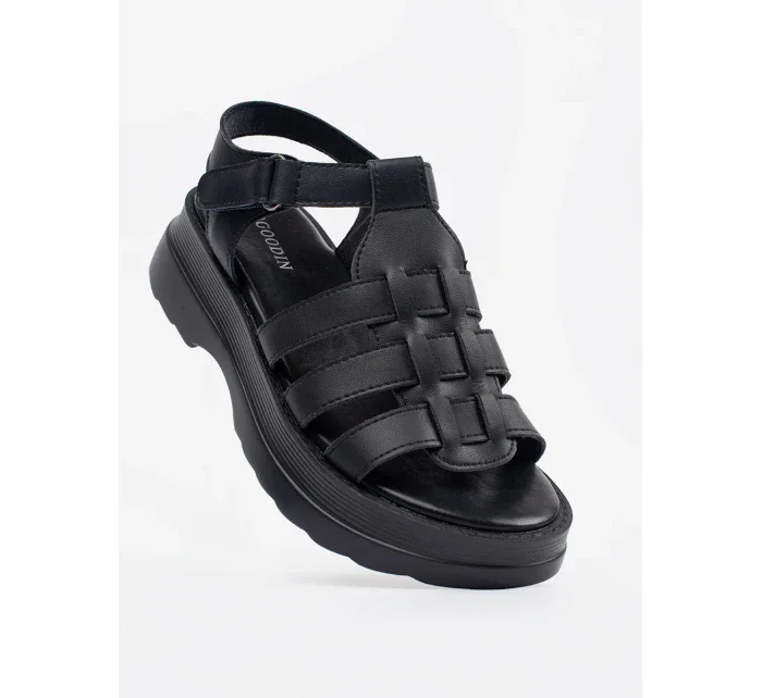 Výborné černé  sandály dámské platforma