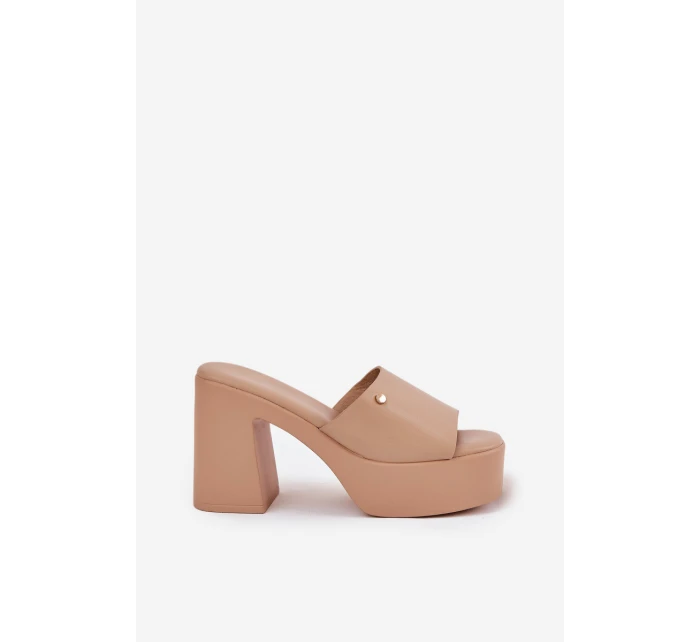 Dámské Sandały Z Eko Kůže Na Podpatku A Platformě Khaki model 21688928 - Boto Dámské Sandały Z Eko Kůže Na Podpatku A Platformě Khaki model 21688928 - Boto