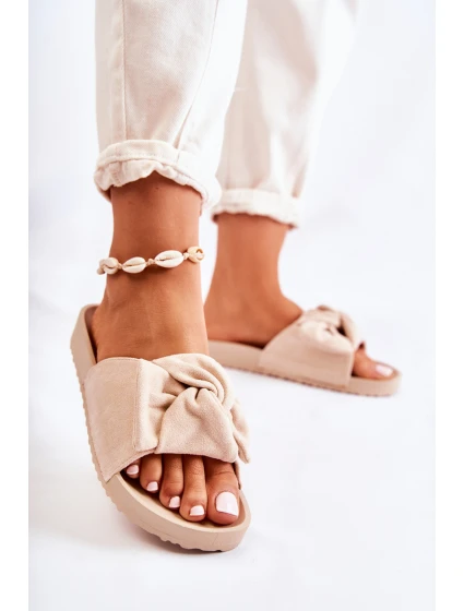 Klasické Semišové Pantofle S Mašlí béžove model 21585892 - EVENTO