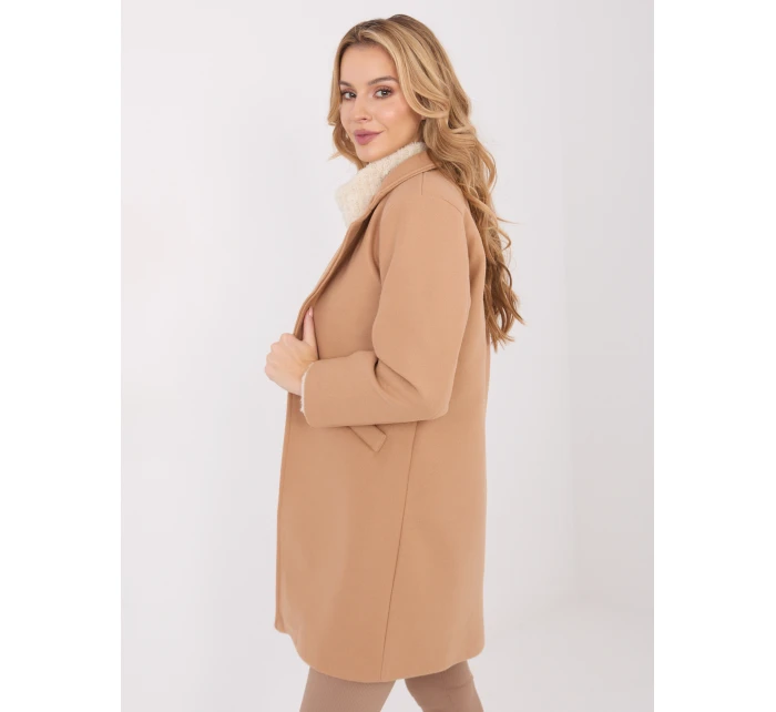 Płaszcz IT PL model 21782311 camelowy - FPrice Płaszcz IT PL model 21782311 camelowy - FPrice