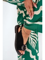 Elegantní Dámské Sandály S Zlatou Ozdobou Na Plochém Podpatku Černé S.Barski model 21685679 - Boto Elegantní Dámské Sandály S Zlatou Ozdobou Na Plochém Podpatku Černé S.Barski model 21685679 - Boto