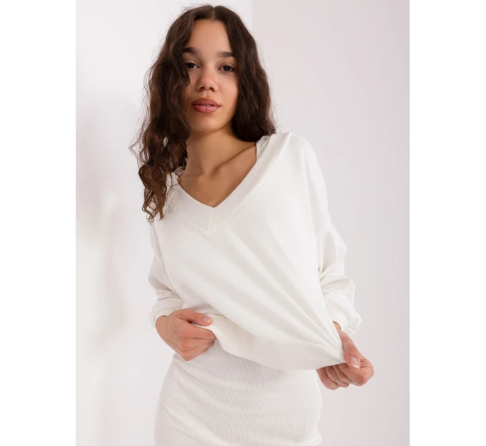 EM KMPL 819 set 2.64P ecru