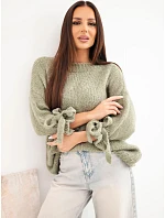 Dámský oversize svetr se zavazováním u rukávů khaki Dámský oversize svetr se zavazováním u rukávů khaki