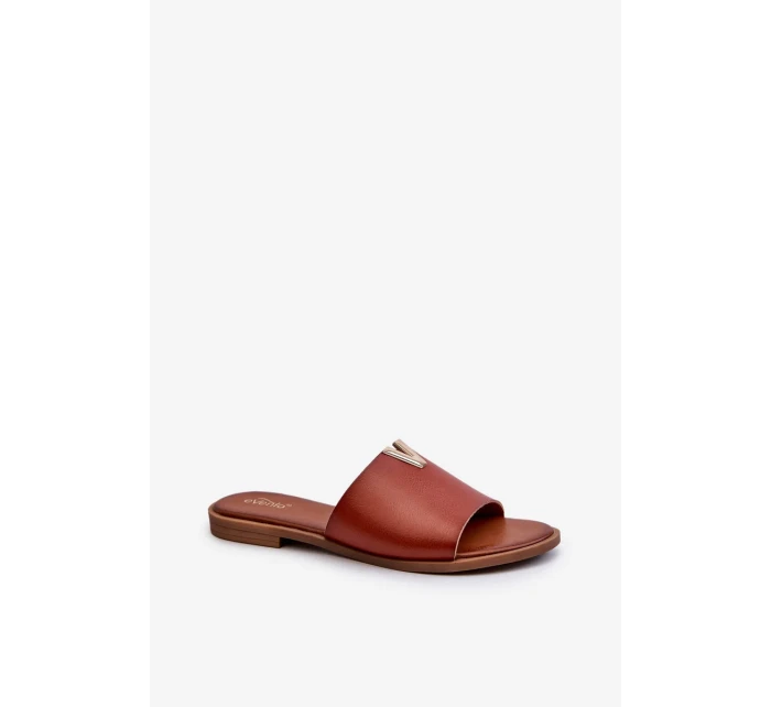 Dámské pantofle z eko kůže na plochém podpatku, hnědá Maliha Dámské pantofle z eko kůže na plochém podpatku, hnědá Maliha