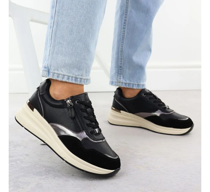 Dámské kožené polobotky  v černé barvě model 21905442 - FILIPPO