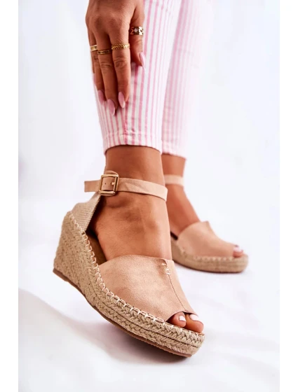 Pohodlné dámské sandály na klínu Světle růžová Dellia Pohodlné dámské sandály na klínu Světle růžová Dellia