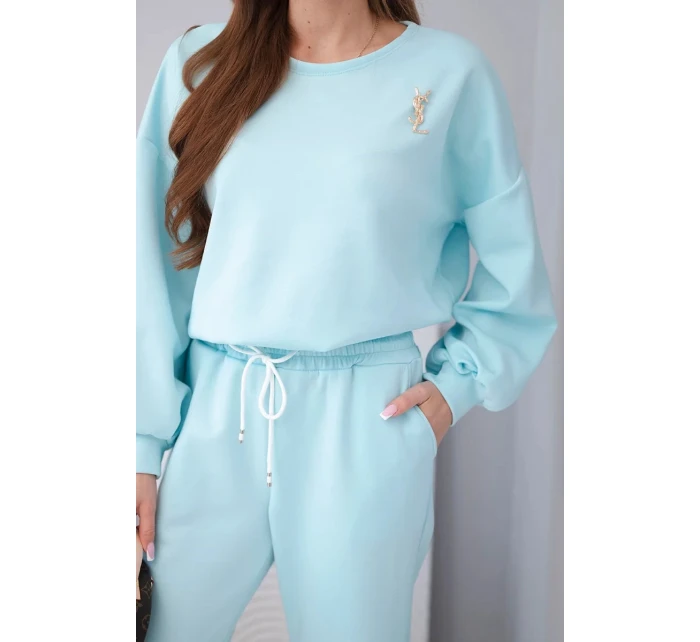 Dámský komplet máslová mikina s broží a kalhoty s rovnými nohavicemi model 22030082 - K-Fashion