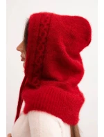 Dámská čepice s kapucí, šněrováním a copánkovým vzorem červená