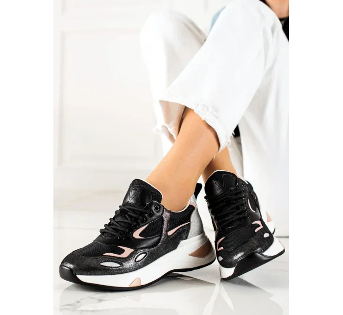 Trendy černé dámské  tenisky bez podpatku