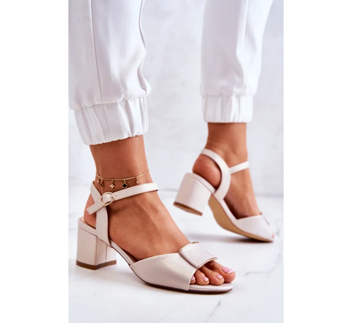 Kožené Sandály Na Vysokém Podpatku Béžová Lorisa Kožené Sandály Na Vysokém Podpatku Béžová Lorisa