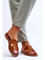 model 21617405 Dámské žabky s ozdobnými výřezy hnědé - Zazoo