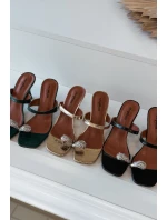 Dámské lodičky na podpatku s ozdobným detailem Zlaté model 21943402 - Boto Dámské lodičky na podpatku s ozdobným detailem Zlaté model 21943402 - Boto