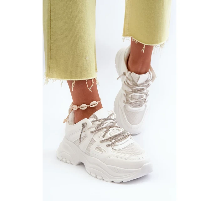 Dámské tenisky na masivní podrážce s ozdobným šněrováním bílá Relissa Dámské tenisky na masivní podrážce s ozdobným šněrováním bílá Relissa