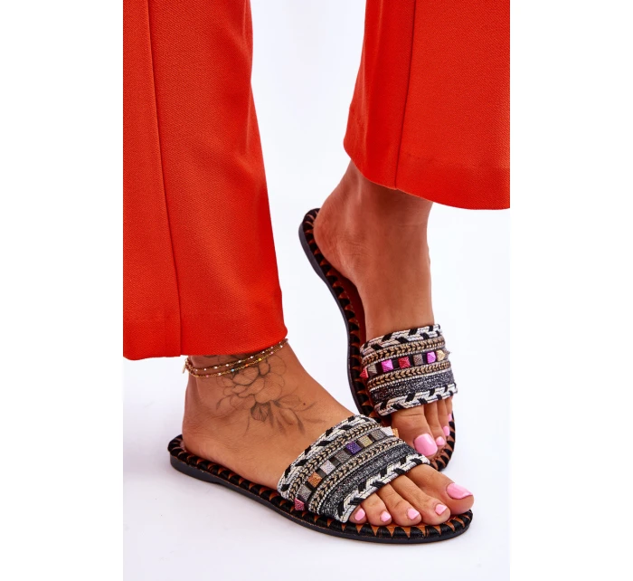 Dámské zdobené pantofle Černá model 21616573 - Boto