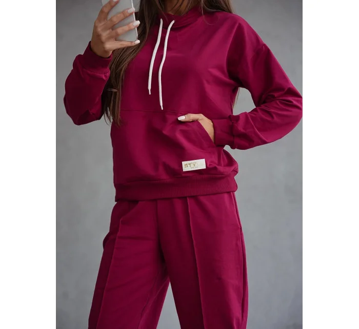 Dámský teplákový komplet ve vínové bordó barvě mikina se stojáčkem a kalhoty model 21802225 - Moon Dámský teplákový komplet ve vínové bordó barvě mikina se stojáčkem a kalhoty model 21802225 - Moon