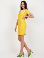 LK SK 506335 šaty.21 tmavě žlutá