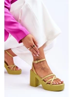 Módní sandály na vysokém podpatku s pásky model 21620468 - Boto Módní sandály na vysokém podpatku s pásky model 21620468 - Boto