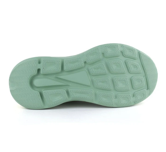 Dámská šedá sportovní obuv na platformě model 22078895 - Big Star Dámská šedá sportovní obuv na platformě model 22078895 - Big Star