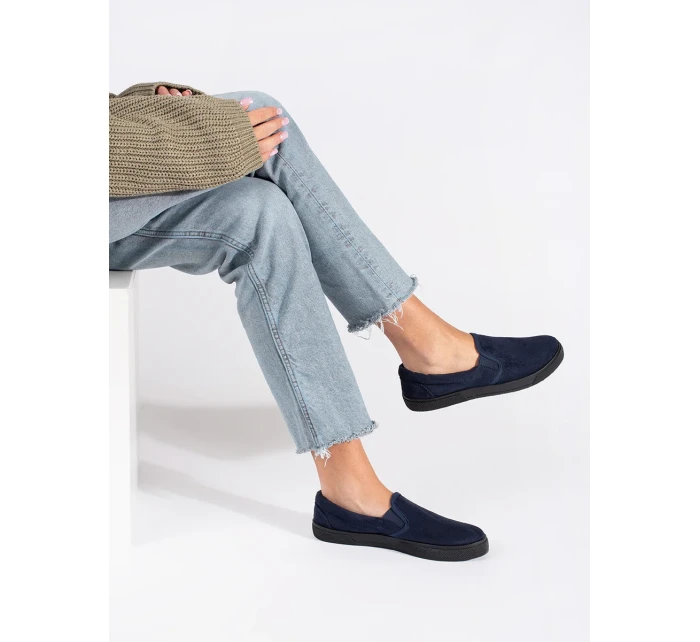 Klasické dámské  polobotky  bez podpatku