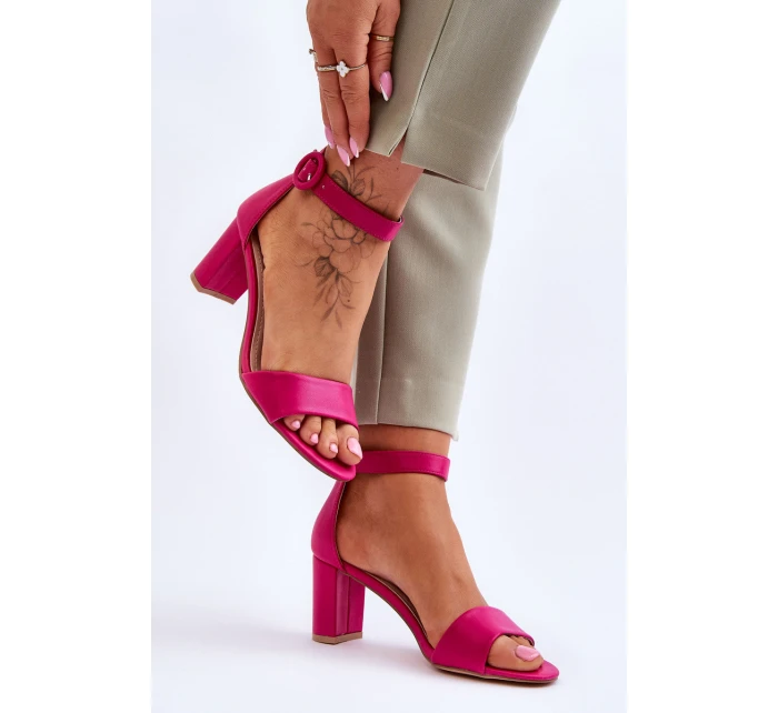 Dámské Sandály Na Podpatku Fuchsie model 21618211 - EVENTO Dámské Sandály Na Podpatku Fuchsie model 21618211 - EVENTO