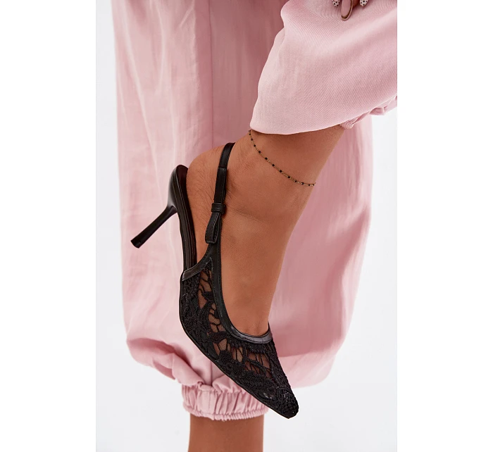 Dámské sandály na podpatku s krajkou Černé model 22103117 - Boto Dámské sandály na podpatku s krajkou Černé model 22103117 - Boto