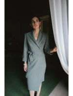 S415 Košilové šaty vázané v pase - khaki barva