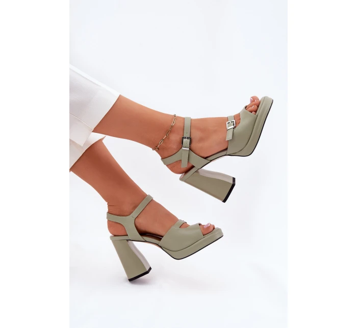 Dámské kožené sandály na podpatku Vinceza 77110 zelené Dámské kožené sandály na podpatku Vinceza 77110 zelené