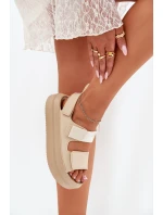 Dámské sandály na platformě se suchým zipem béžové model 21696233 - Boto Dámské sandály na platformě se suchým zipem béžové model 21696233 - Boto