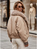 Krótka kurtka damska z beżowa model 22341035 - FashionStreet Krótka kurtka damska z beżowa model 22341035 - FashionStreet