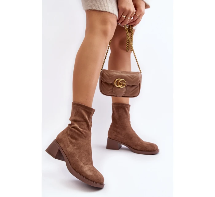 Dámské botky na nízkém podpatku hnědé model 21642131 - EVENTO Dámské botky na nízkém podpatku hnědé model 21642131 - EVENTO