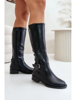 Dámské zateplené kozačky na plochém podpatku se zlatou sponou černé model 21671225 - Boto Dámské zateplené kozačky na plochém podpatku se zlatou sponou černé model 21671225 - Boto