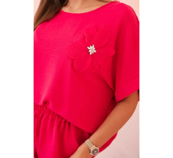 Dámský komplet z viskózy s ozdobným květem a širokými kalhotami - fuchsie Dámský komplet z viskózy s ozdobným květem a širokými kalhotami - fuchsie