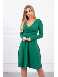 Šaty s výřezem pod prsy zelené