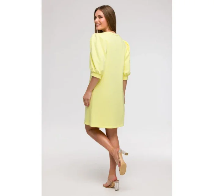 Šaty áčkového střihu s rukávy model 21047127 - BeWear