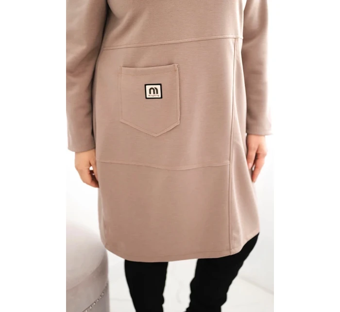 Dámské šaty Plus Size máslové s kapsou a rukávem 3/4 camelový Dámské šaty Plus Size máslové s kapsou a rukávem 3/4 camelový