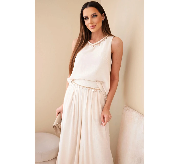 Dámský komplet s model 22048793 top bez rukávů a kalhoty se širokou nohavicí a ozdobným zakončením béžový - K-Fashion
