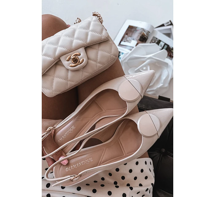 Dámské sandály na podpatku s ozdobným detailem světle béžové model 22027892 - Boto