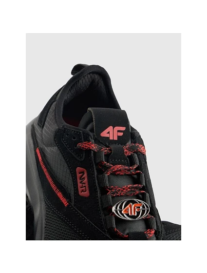 Chlapecká sportovní obuv model 22088346 dětské - 4F Chlapecká sportovní obuv model 22088346 dětské - 4F